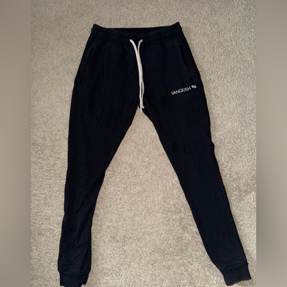 Vanquish joggers size medium better than yesteday joggers